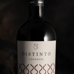 DISTINTO
